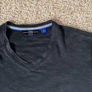 •JOSEPH ABBOUD• v neck tshirt